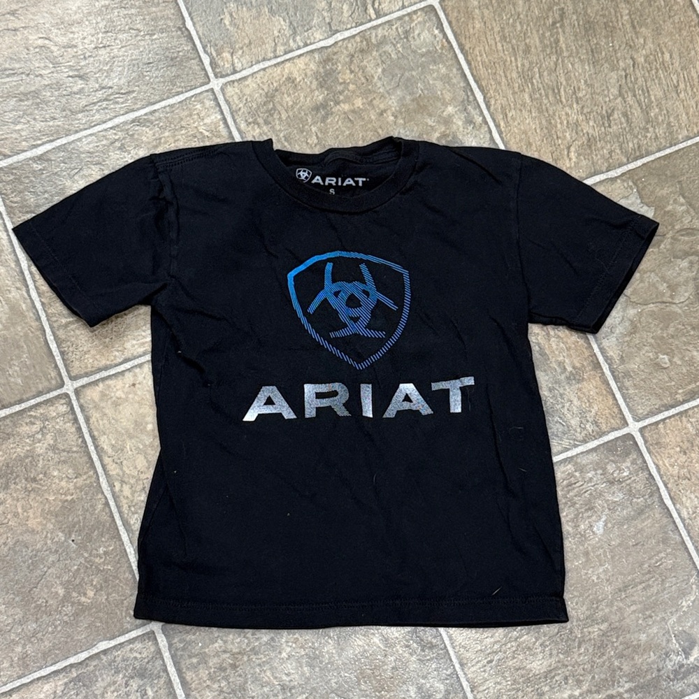 Ariat t-shirt size S